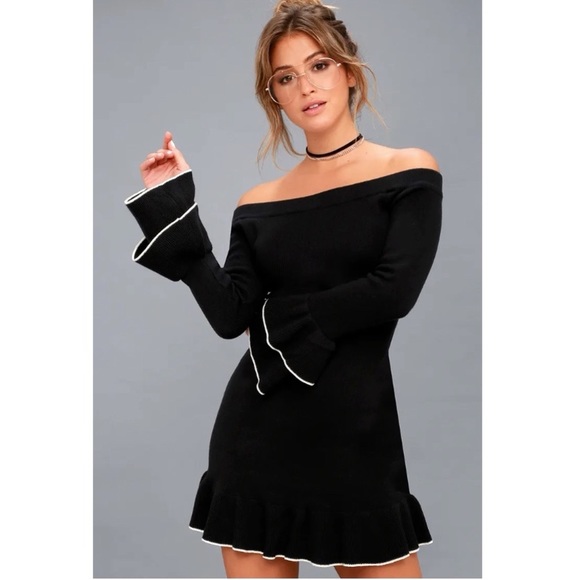 LULU’s🖤 Finesse Me Sweater Dress - Picture 1 of 3